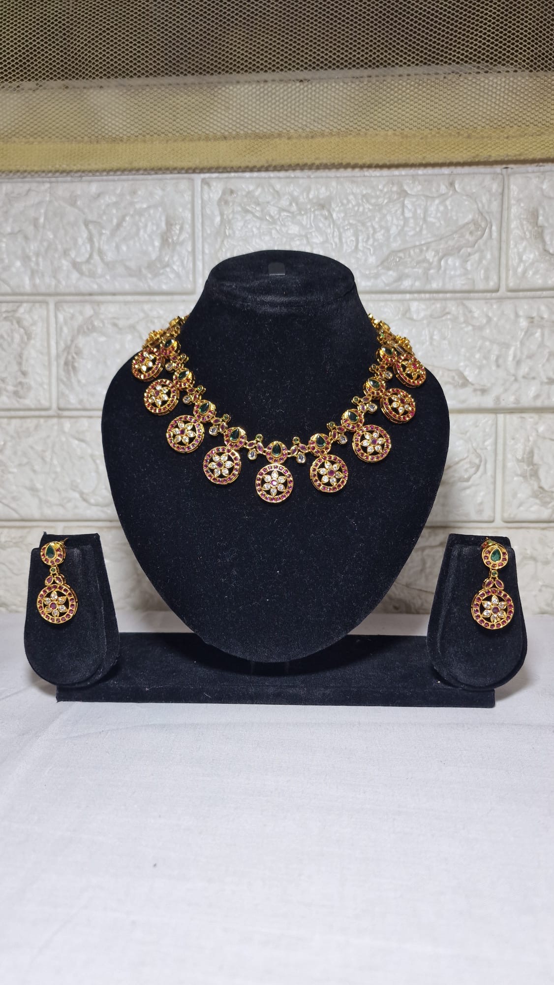 Floral medallion necklace