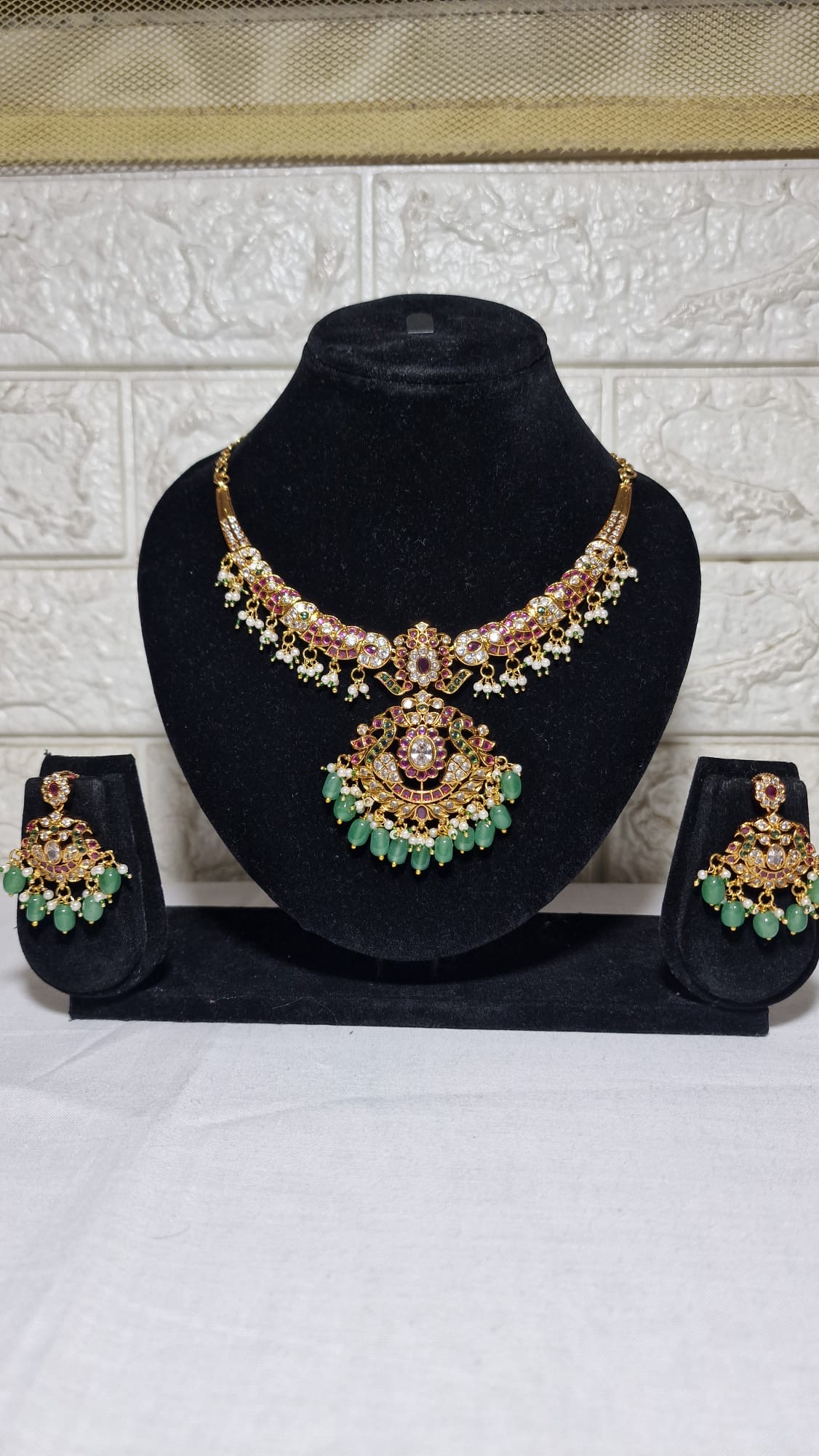 Ornate fan pendant necklace