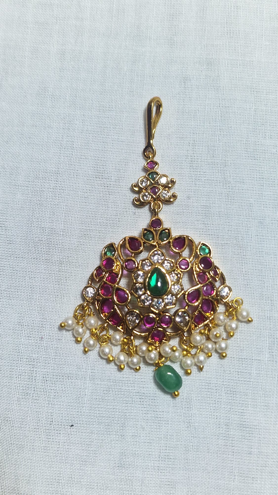 Floral fringe chain ornament